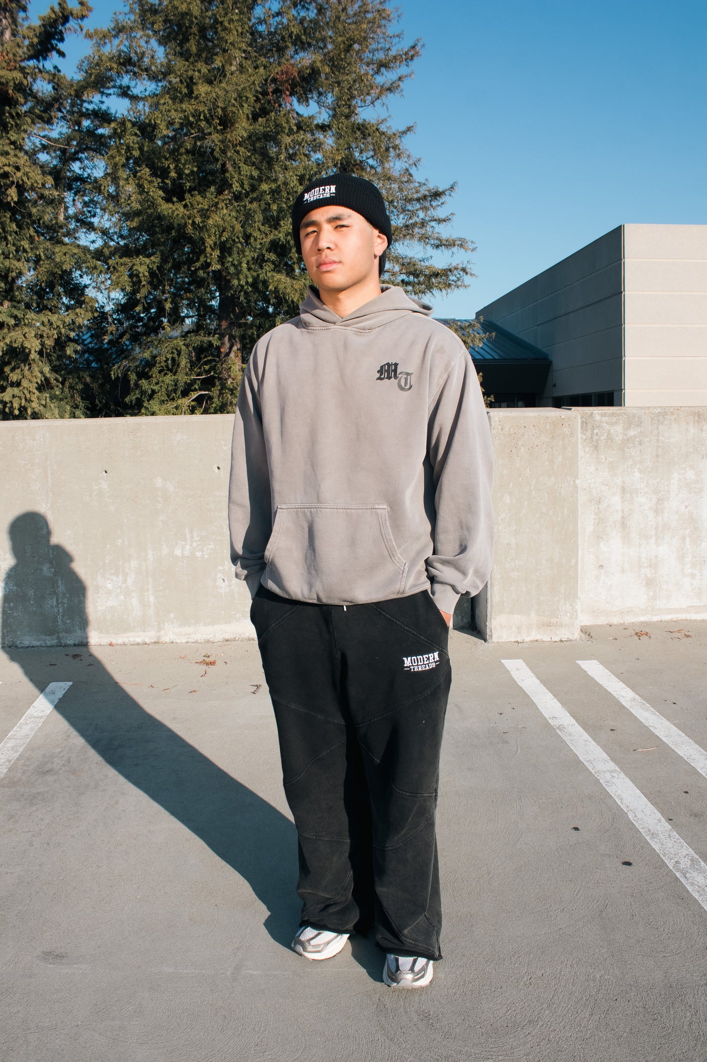 KNIT BEANIE