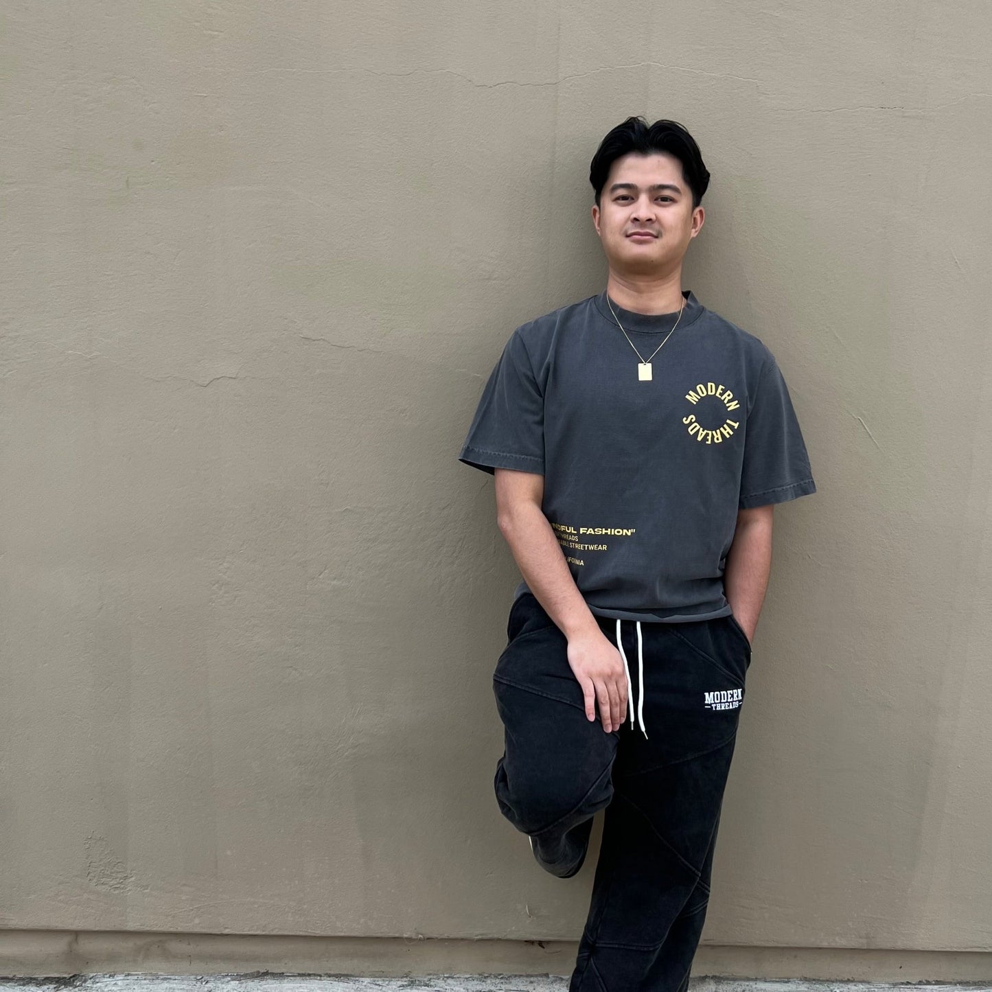 "MINDFUL FASHION" CROPPED TEEā»ļø T-shirt - Modern Threads
